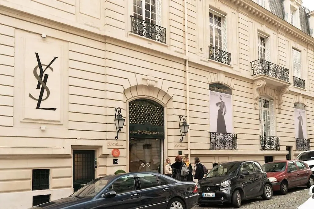 شقة Luxe Montaigne