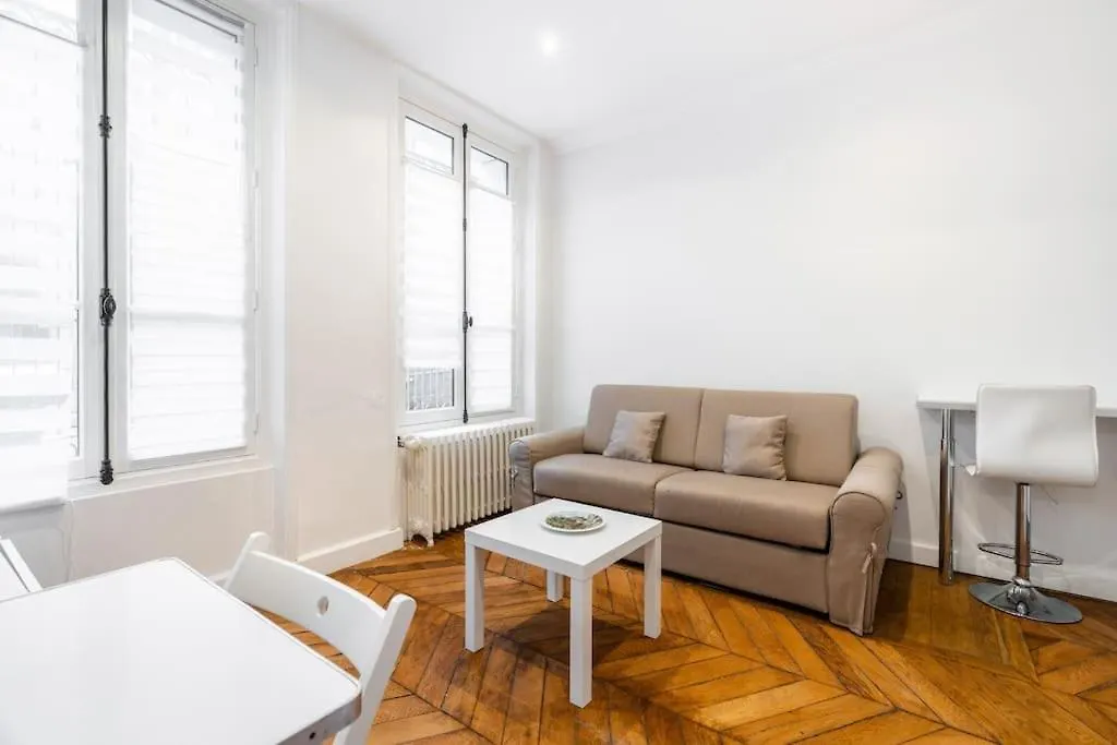 Apartment Luxe Montaigne